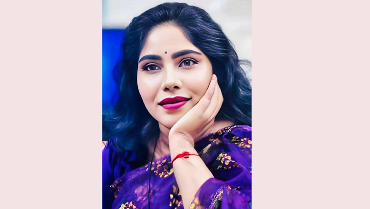 রূপচর্চায় স্বমহিমায় শতাব্দী সেরা উপাদান মুলতানি মাটি রূপচর্চায় স্বমহিমায় শতাব্দী সেরা উপাদান মুলতানি মাটি