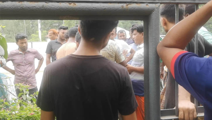 বগুড়ার শেরপুরে নিলা নার্সারীর জমি নিয়ে দ্বন্দে ব্যাপক উত্তেজনা বগুড়ার শেরপুরে নিলা নার্সারীর জমি নিয়ে দ্বন্দে ব্যাপক উত্তেজনা