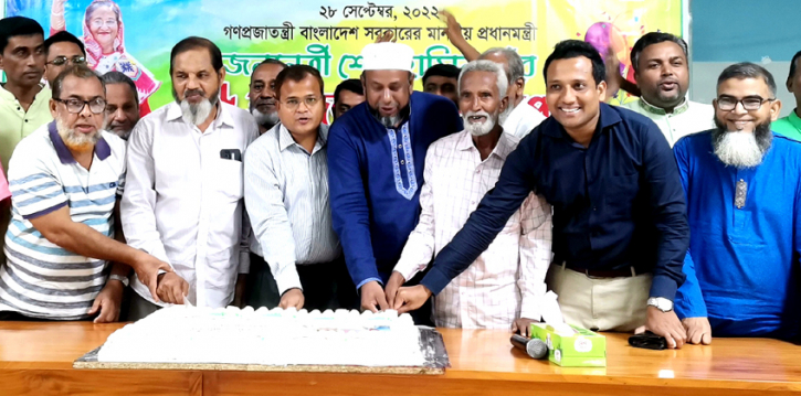 বগুড়া সদর উপজেলা প্রশাসনের প্রধানমন্ত্রীর জন্মদিন উদযাপন