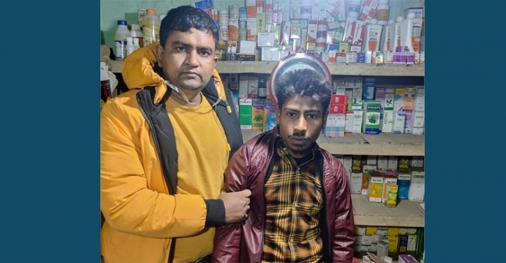 অধ্যাপক সাইদা হত্যায় গ্রেপ্তার আনোয়ারুলকে ১০ দিনের রিমান্ড আবেদন অধ্যাপক সাইদা হত্যায় গ্রেপ্তার আনোয়ারুলকে ১০ দিনের রিমান্ড আবেদন