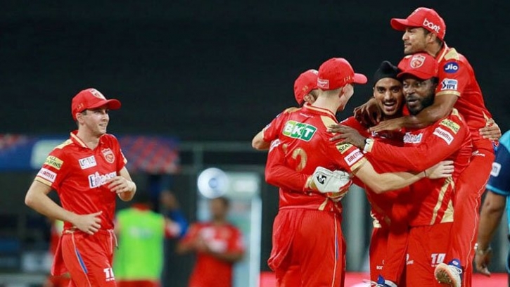ব্যর্থ স্যামসনের সেঞ্চুরি, রানের পাহাড় গড়েও শেষ বলে জিতল পাঞ্জাব ব্যর্থ স্যামসনের সেঞ্চুরি, রানের পাহাড় গড়েও শেষ বলে জিতল পাঞ্জাব